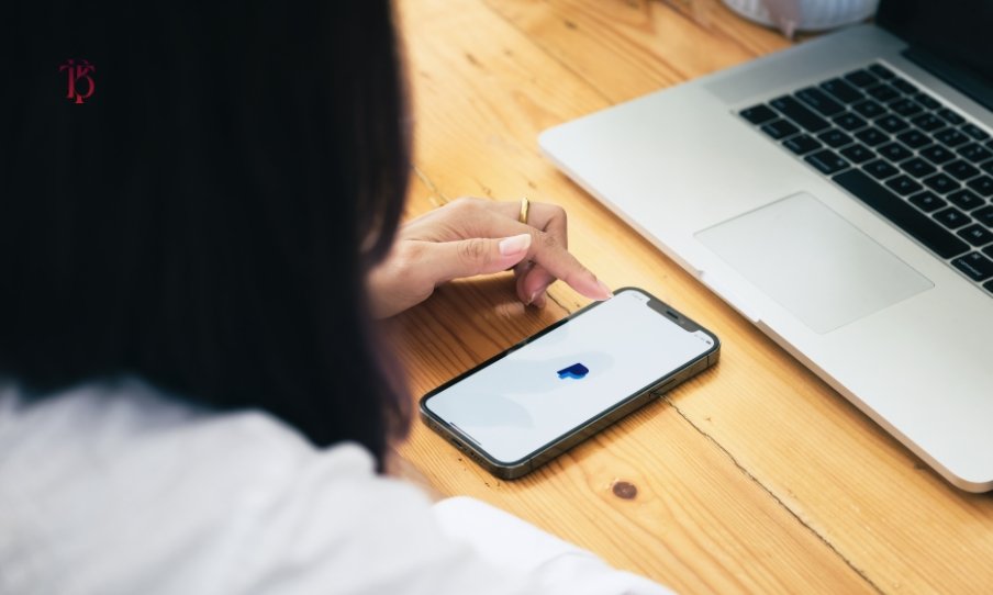 PayPal Seeks Banking Charter