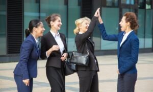 The Leadership Advantage of Women 1